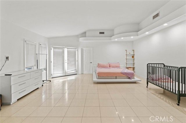 5907 Oakdale Avenue, Woodland Hills (los Angeles), CA 91367