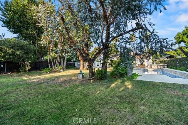 5907 Oakdale Avenue, Woodland Hills (los Angeles), CA 91367