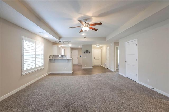 4625 Appleton Avenue, Kansas City, MO 64133