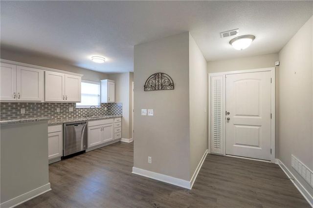 4625 Appleton Avenue, Kansas City, MO 64133