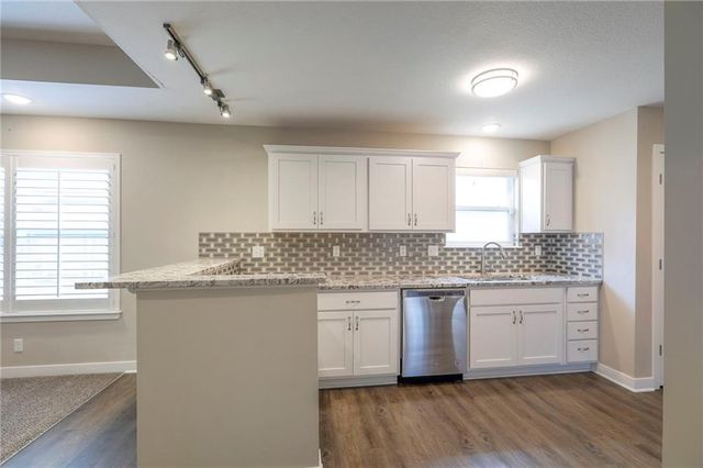 4625 Appleton Avenue, Kansas City, MO 64133