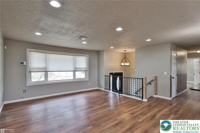 4102 Birch Drive, Bethlehem Twp, PA 18020