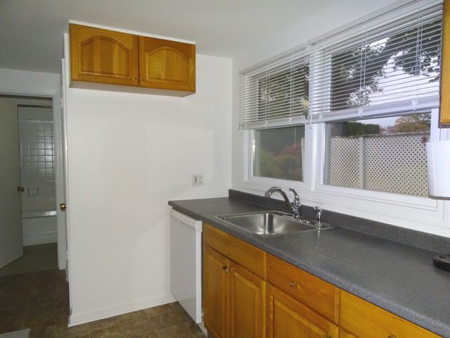 207 Linden Avenue, Branford, CT 06405