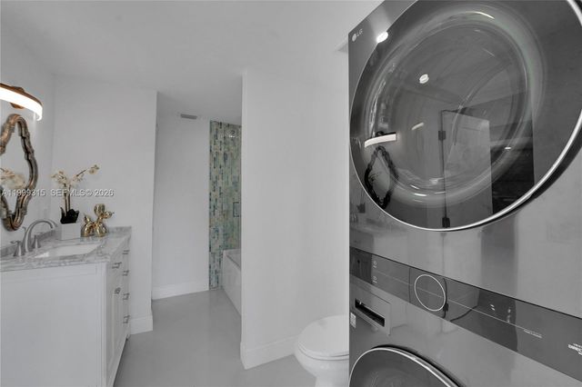 1137 SW 8th Ave, Fort Lauderdale, FL 33315