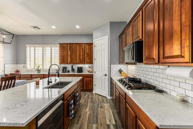 40014 N Maidstone Court, Anthem, AZ 85086