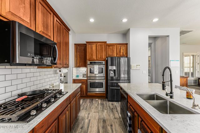 40014 N Maidstone Court, Anthem, AZ 85086