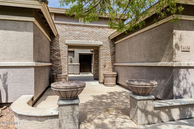 40014 N Maidstone Court, Anthem, AZ 85086