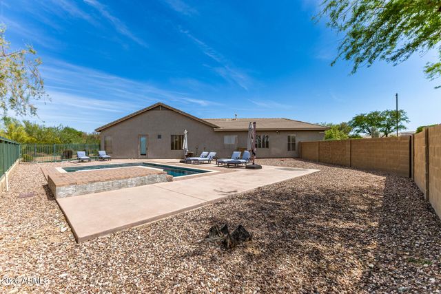 40014 N Maidstone Court, Anthem, AZ 85086