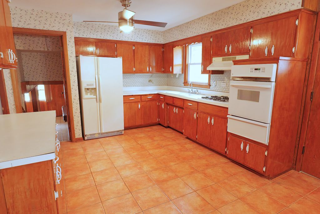 9734 Tulley Avenue, Oak Lawn, IL 60453 — photo 3