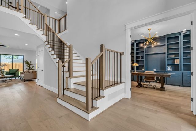 1517 Wakefield Drive, Houston, TX 77018