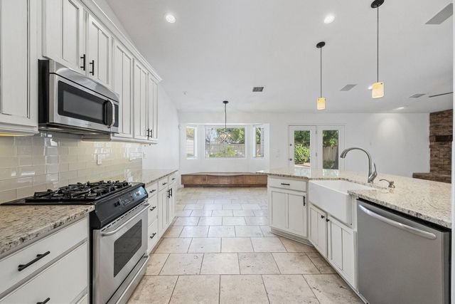 5233 N 15th Street, Phoenix, AZ 85014