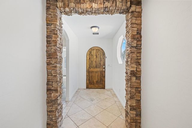 5233 N 15th Street, Phoenix, AZ 85014