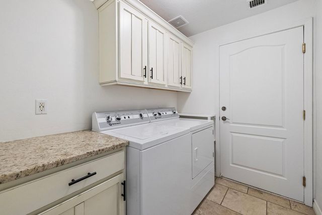 5233 N 15th Street, Phoenix, AZ 85014