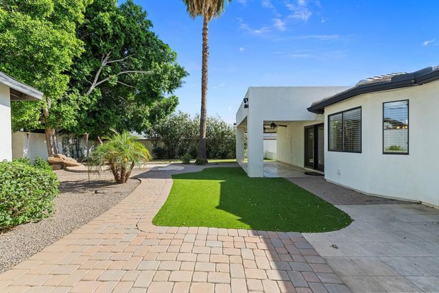 5233 N 15th Street, Phoenix, AZ 85014