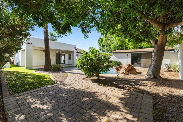 5233 N 15th Street, Phoenix, AZ 85014