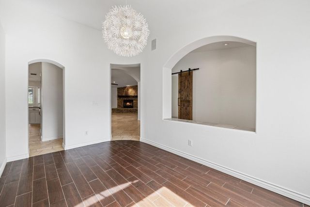 5233 N 15th Street, Phoenix, AZ 85014