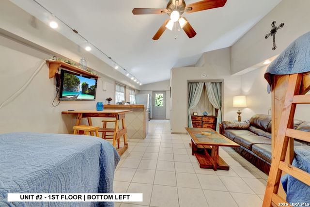 1321 Zipp, New Braunfels, TX 78130