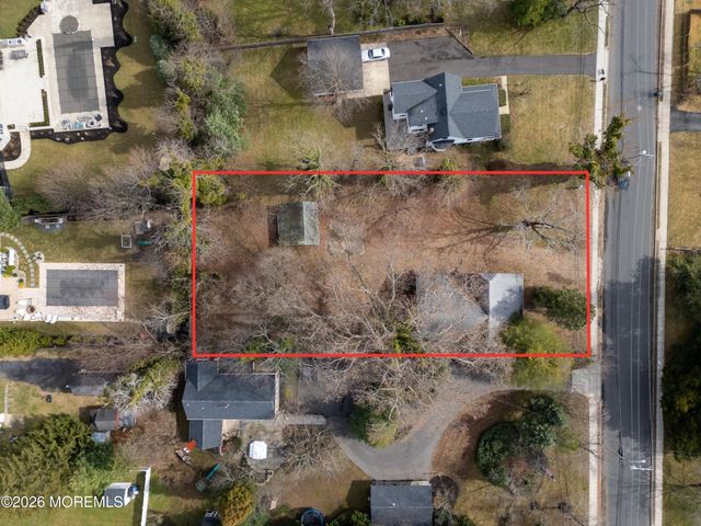 33 Markham Place, Little Silver, NJ 07739