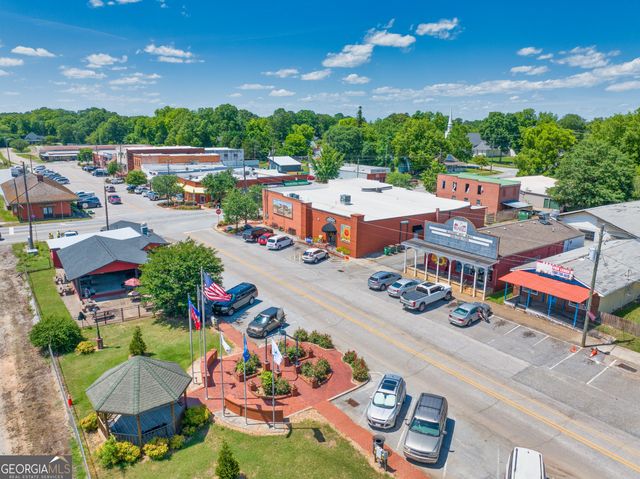 213 Cochin Drive, Statham, GA 30666