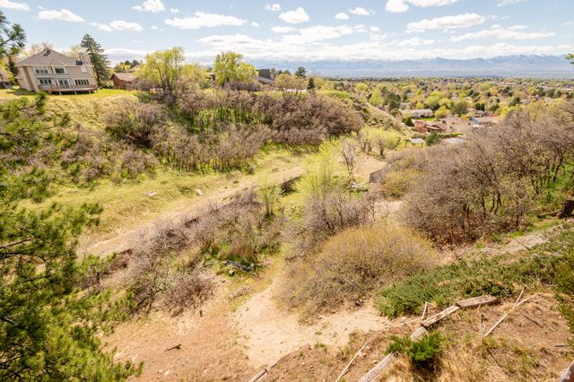 2534 E GRAND POINT CIR, Sandy, UT 84092