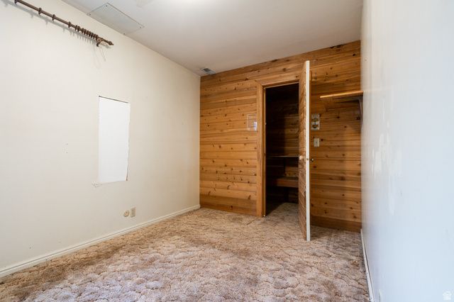 2534 E GRAND POINT CIR, Sandy, UT 84092