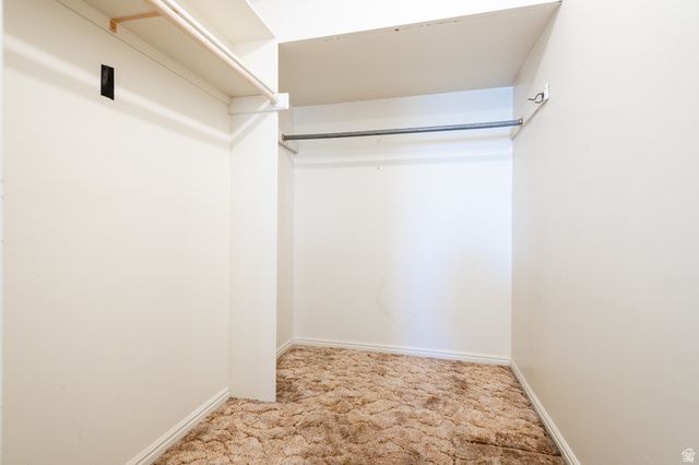 2534 E GRAND POINT CIR, Sandy, UT 84092