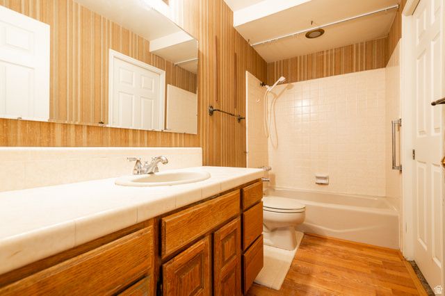 2534 E GRAND POINT CIR, Sandy, UT 84092