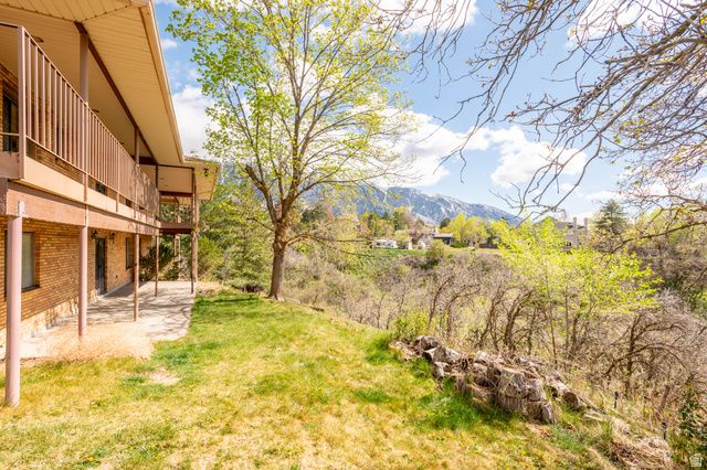 2534 E GRAND POINT CIR, Sandy, UT 84092