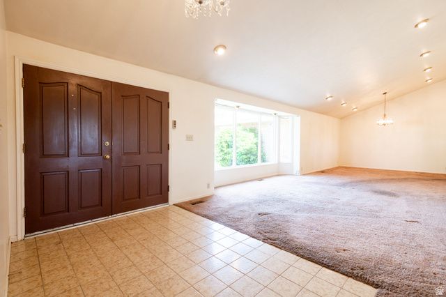 2534 E GRAND POINT CIR, Sandy, UT 84092