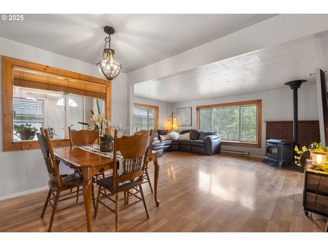 1175 NORTHSIDE Rd, Sutherlin, OR 97479