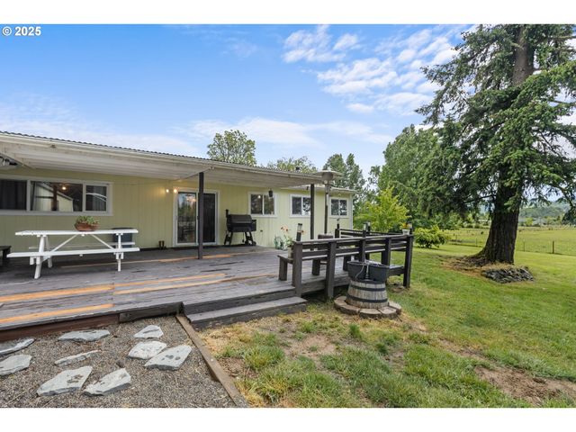 1175 NORTHSIDE Rd, Sutherlin, OR 97479
