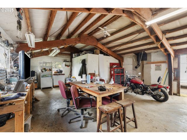 1175 NORTHSIDE Rd, Sutherlin, OR 97479