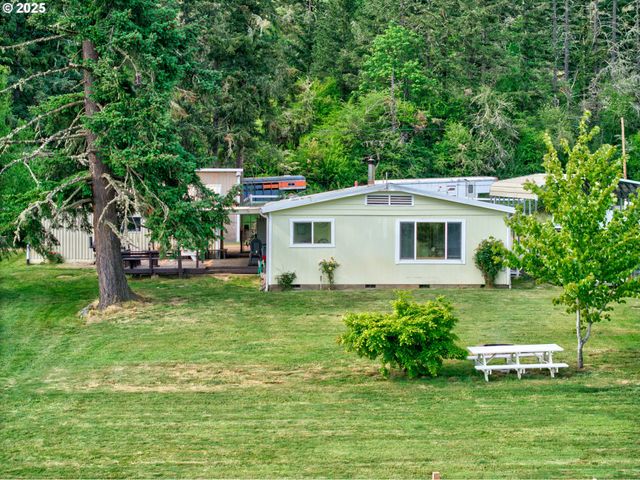 1175 NORTHSIDE Rd, Sutherlin, OR 97479