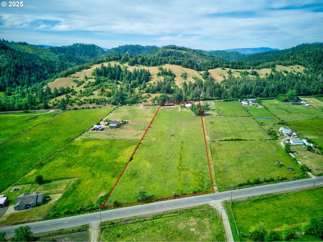 1175 NORTHSIDE Rd, Sutherlin, OR 97479