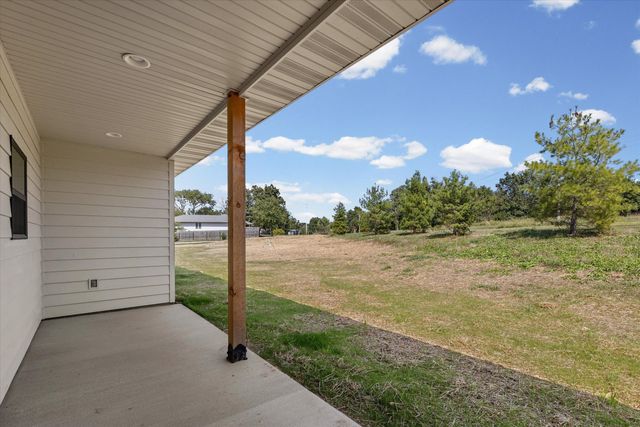 3904 FORESTER CT, Columbia, MO 65202
