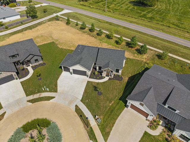 3904 FORESTER CT, Columbia, MO 65202
