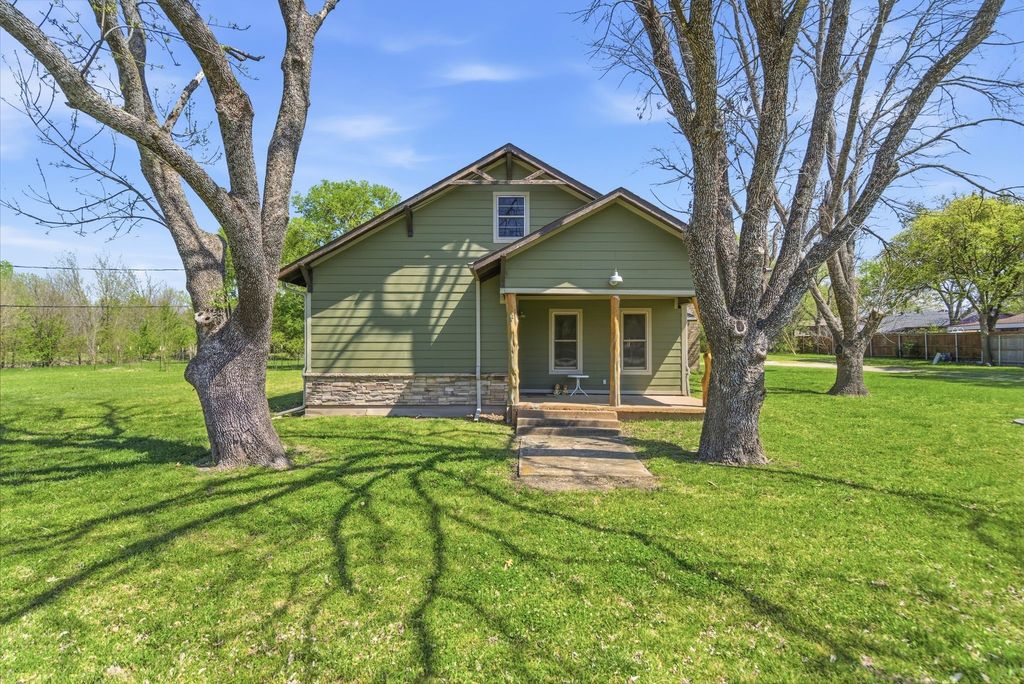 1211 Longneck Road, Princeton, TX 75407