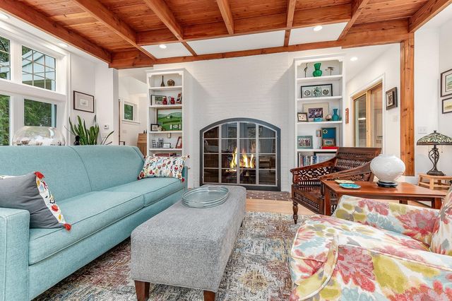 17 Joslin Road, East Kingston, NH 03833