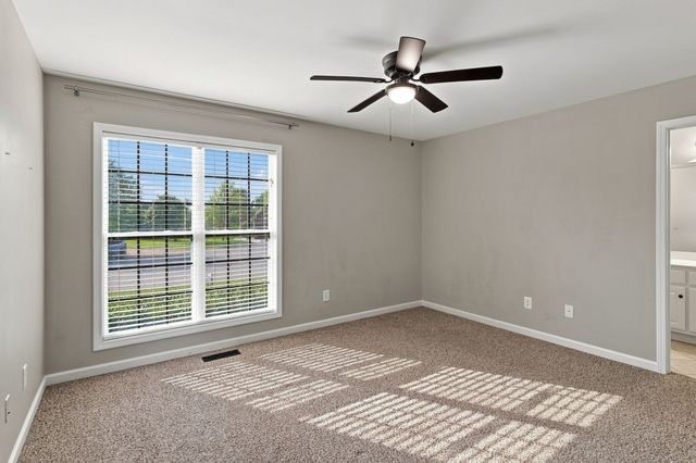 246 Walbrook Dr, Gallatin, TN 37066