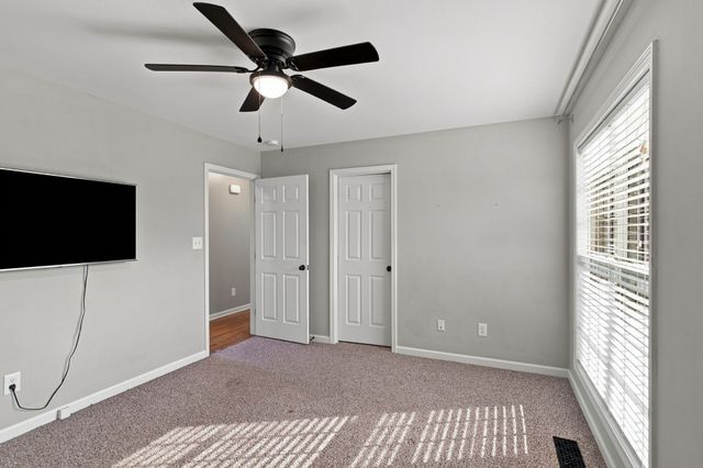 246 Walbrook Dr, Gallatin, TN 37066