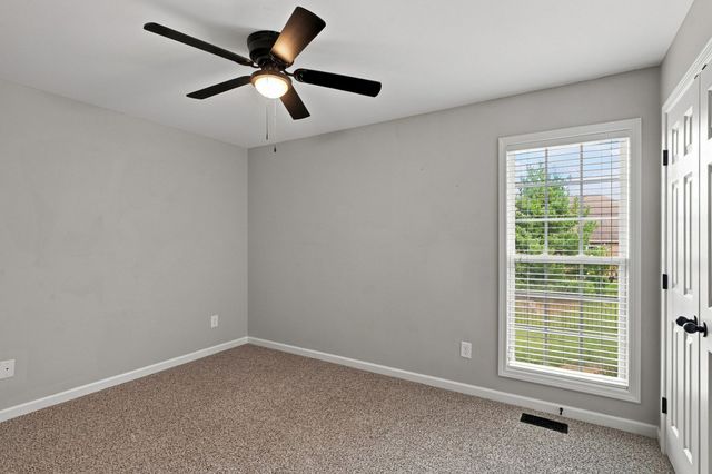 246 Walbrook Dr, Gallatin, TN 37066
