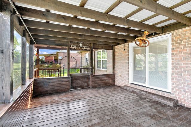 246 Walbrook Dr, Gallatin, TN 37066