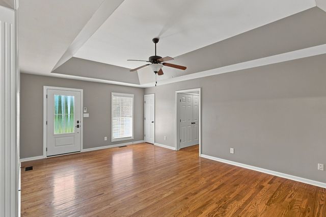 246 Walbrook Dr, Gallatin, TN 37066