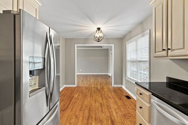 246 Walbrook Dr, Gallatin, TN 37066