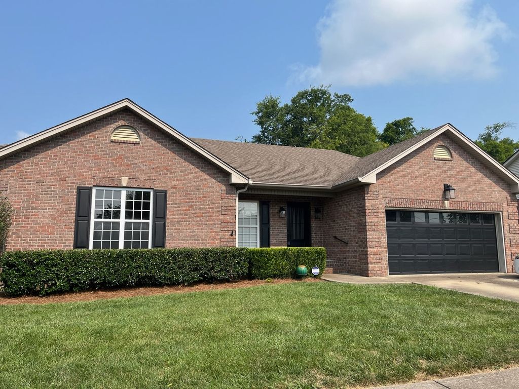 246 Walbrook Dr, Gallatin, TN 37066