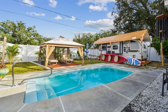 3613 W MINNEHAHA STREET, Tampa, FL 33614