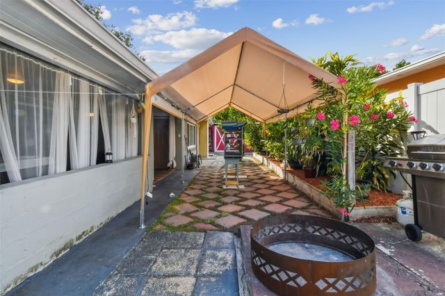 3613 W MINNEHAHA STREET, Tampa, FL 33614