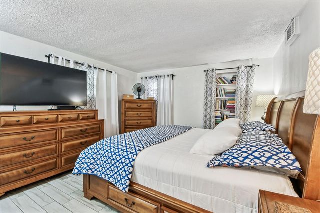 3613 W MINNEHAHA STREET, Tampa, FL 33614