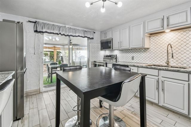 3613 W MINNEHAHA STREET, Tampa, FL 33614