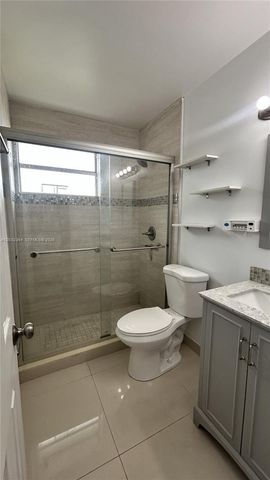 10377 N Kendall Dr K8, Miami, FL 33176